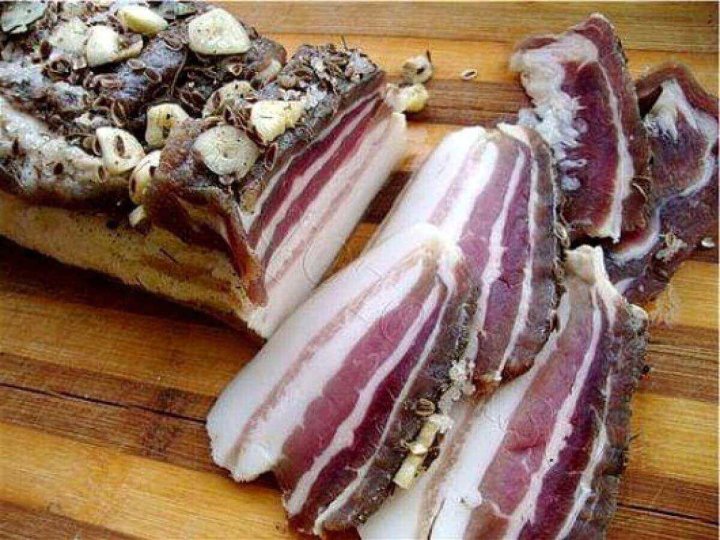 М'ясо, сало та яйця дорожчають: які ціни на луцькому ринку