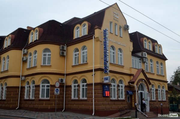 Фотопогляд: вулиця Богдана Хмельницького