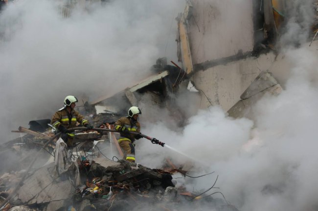 Страшна ніч у Києві: росія масовано атакувала дронами та ракетами, серед загиблих - 6-річний хлопчик