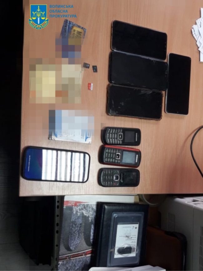 Підробив водійські права: на Волині перед судом постане кіберполіцейський