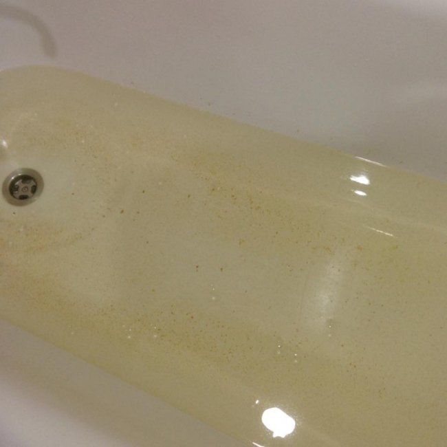 У Нововолинську скаржаться на якість води. ФОТО