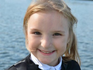 Єдині згадки про тата – чотири фотографії: донька волинського Героя потребує уваги