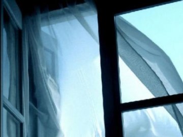 У Харкові студент вистрибнув з 8-го поверху 