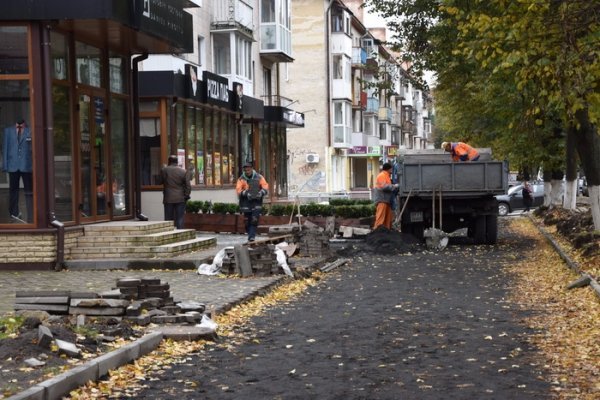 Як луцькі двори змінюються після ремонту. ФОТО
