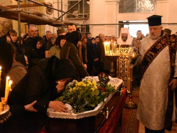 У Луцьку провели в останню путь ще одного Героя. ФОТО