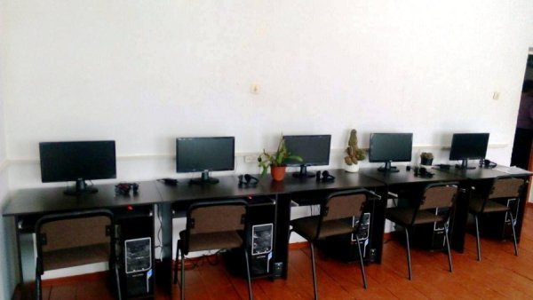 На Волині у сільській  школі з'явився комп'ютерний клас