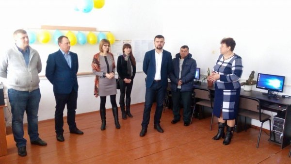 На Волині у сільській  школі з'явився комп'ютерний клас