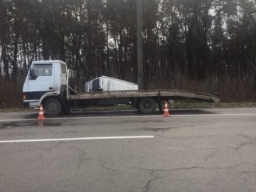 Під Луцьком мікроавтобус злетів у кювет