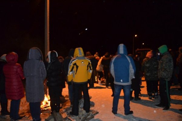 Як Автомайдан «стеріг» луцьких солдатів. ФОТО
