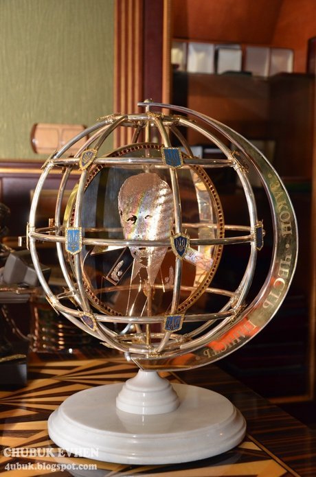 Маєток «самозакоханого Пшонки». ФОТО