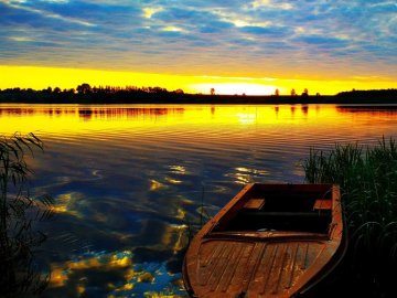 Чарівні світанки Хрінницького водосховища. ФОТО