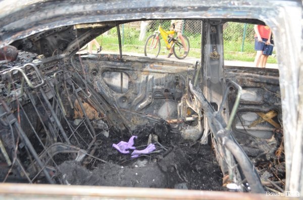 У Луцьку вщент згорів автомобіль.ФОТО