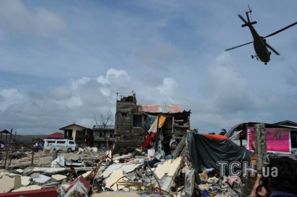Жахливі  фото тайфуну «Хайянь» на Філіппінах 