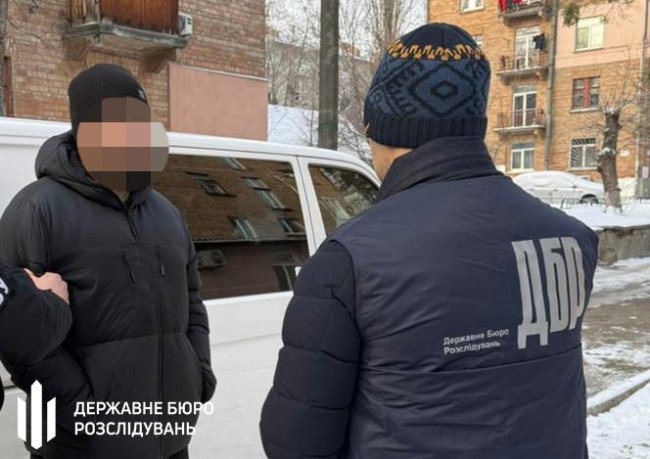 На Волині правоохоронець вимагав 200 тисяч за переведення військового в тил