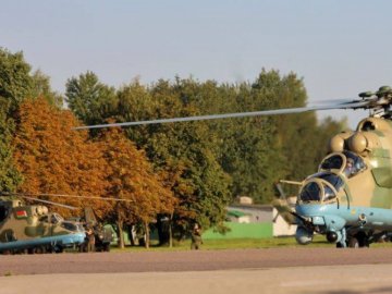 Білорусь отримала від росії гелікоптери Мі-35М