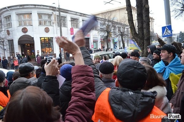 Пікет міліції та прокуратури в Луцьку. ФОТО