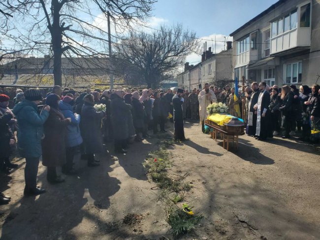 На Волині поховали снайпера, який півтора року вважався зниклим безвісти
