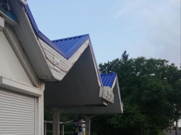 Лучани звернулися зі скаргою до місцевого депутата 