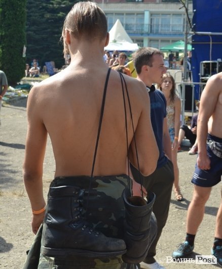 Як тисячі людей відривалися на фестивалі «Захід». ФОТО