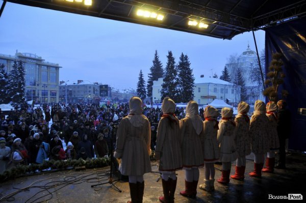 «Різдво у Луцьку»: камерний оркестр, «ФлайzZa» та 50 колективів