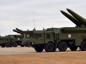 Росія випустила 328 ракет по мирних містах і селах України