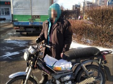 На Волині мешканець Рівненщини обікрав свого знайомого