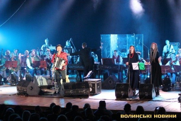 Запальний Олег Скрипка «підірвав» луцьку публіку. ФОТО. ВІДЕО