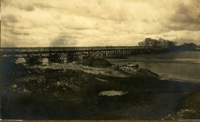 Опублікували цікаві фото селища Колки періоду Першої світової війни