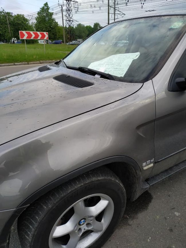 Луцькі муніципали наводили лад на авторинку