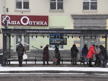 У Луцьку з'явилися ще 3 «розумні» зупинки. ФОТО