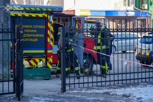 У Луцьку в спорткомплексі ВНУ виникла пожежа