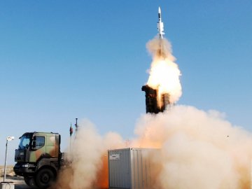Макрон повідомив, що в Україні вже працює ЗРК SAMP/T