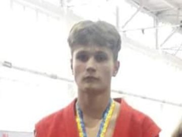 Під час авіаудару росіян  загинули 16-річний чемпіон України із самбо і вся його родина