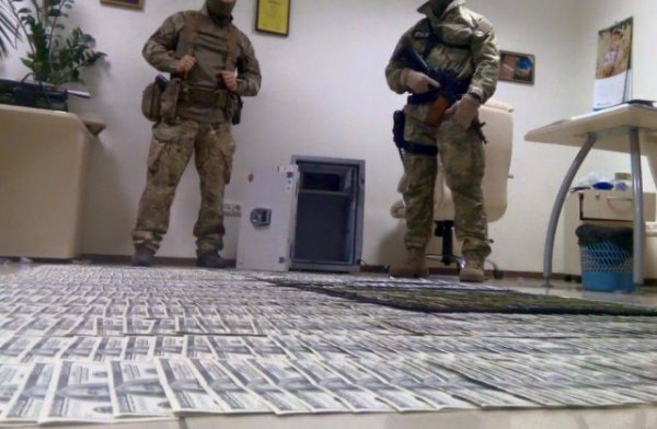 Як ловили високопоставлених хабарників ГПУ. ПОДРОБИЦІ