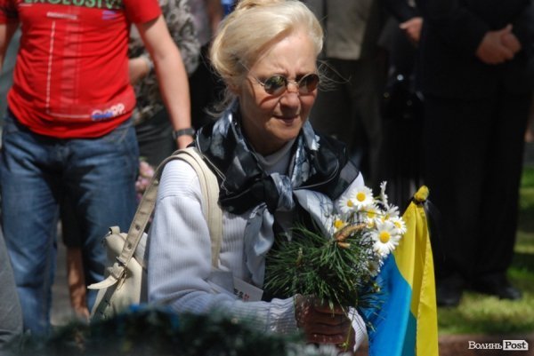 У Луцьку вшанували жертв політичних репресій. ФОТО