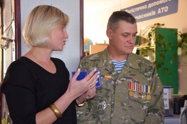 У Луцьку нагородили волонтерів за мужність, милосердя та патріотизм. ФОТО