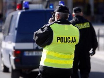 У Польщі розшукують трьох українок, які втекли із самоізоляції