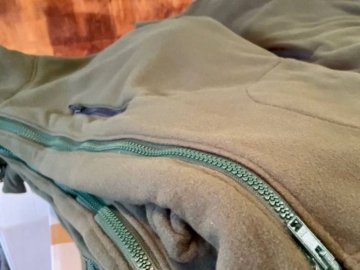 У місті на Волині шиють теплі речі для військових. ВІДЕО