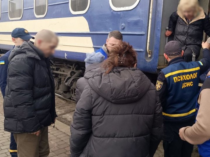 На Волинь прибув евакуаційний потяг з Донеччини