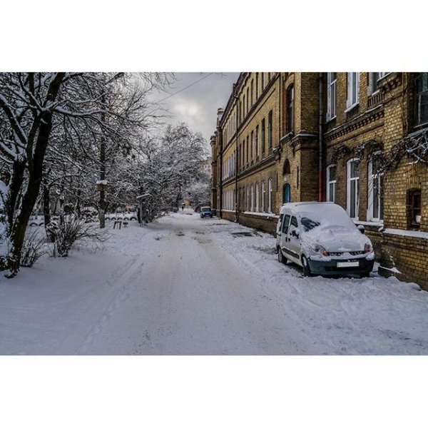 Вулиця Стрілецька від @vladzinkevych