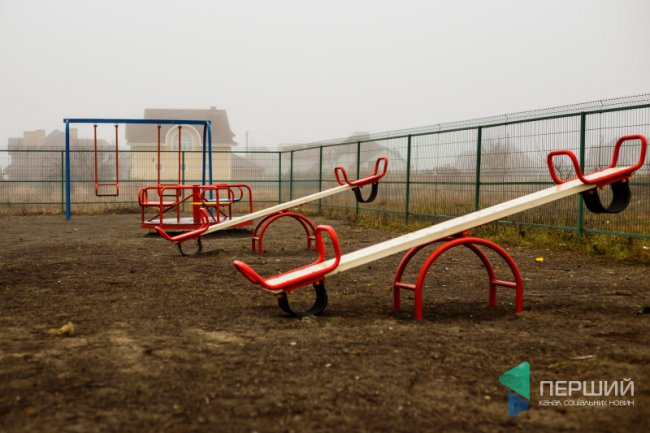 На території луцької церкви відкрили дитячий майданчик. ФОТО*