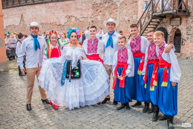 Від Мексики до Індії: грандіозний міжнародний фестиваль стартував у Луцьку. ФОТО