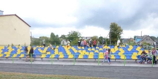 У райцентрі на Волині оновили стадіон. ФОТО