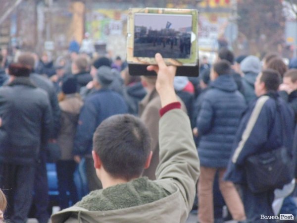 Хода до «площі Героїв Майдану» в Луцьку. ФОТО. ВІДЕО