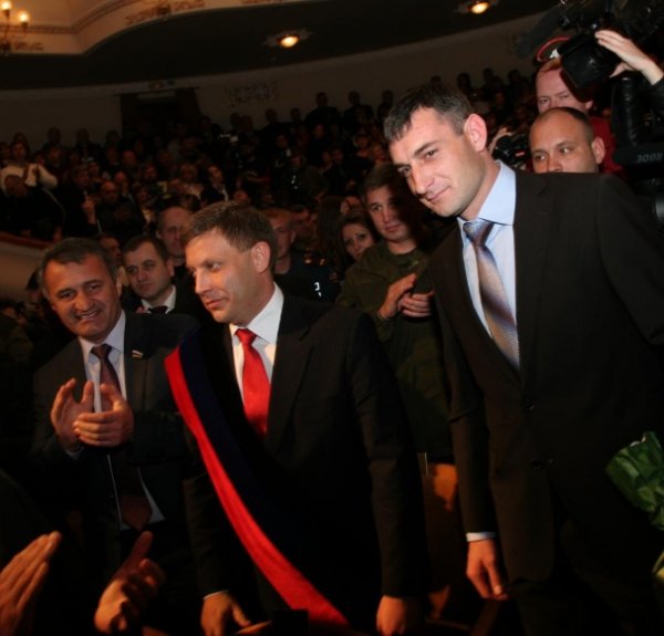 Пройшла «інавгурація» лідера бойовиків Захарченка. ФОТО