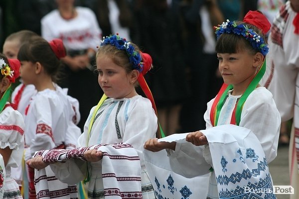 Перше вересня у луцькій школі №9. ФОТО