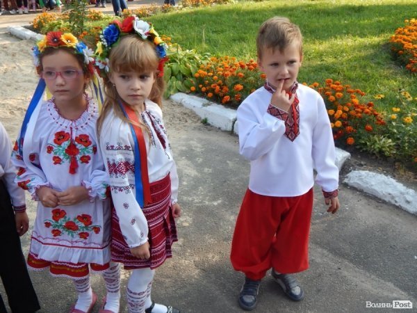 У луцькому садочку з’явився новий дитячий майданчик. ФОТО*