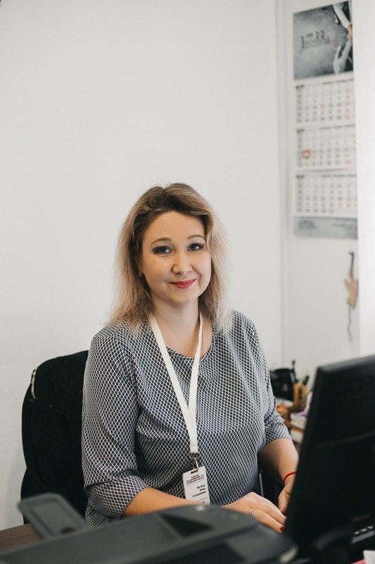 Хтось любить гітару, хтось – лижі, а ще хтось – спортзал: у Луцькому міськрайоному суді розповіли про найкращих працівників. ФОТО