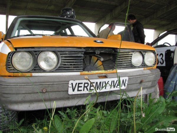 Під Луцьком змагалися автогонщики. ФОТО 