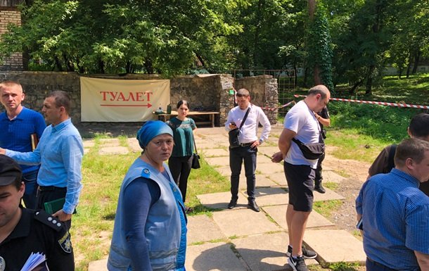 У громадському туалеті Києва знайшли тіло касира